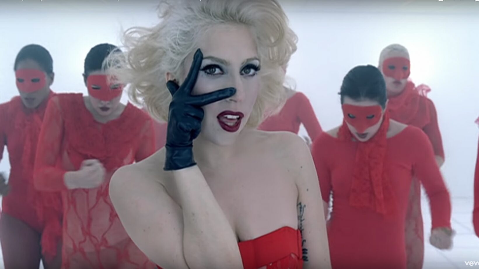 Lady Gaga — Bad Romance